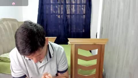 ethanandzoe online show from August 6, 9:25 pm