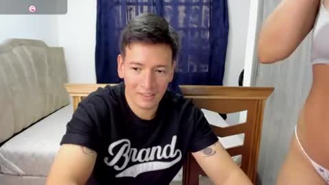 ethanandzoe online show from August 14, 9:07 pm