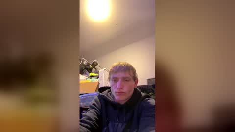 ethanbmx2001 online show from April 14, 4:03 pm