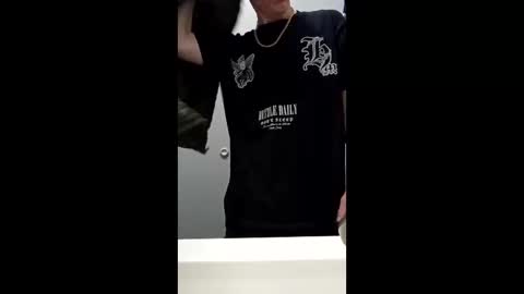 ethanbmx2001 online show from April 17, 8:51 pm