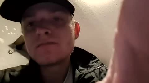 ethanbmx2001 online show from August 12, 2:14 am