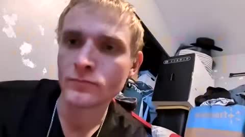 ethanbmx2001 online show from August 13, 7:11 am
