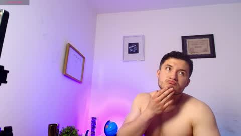 ethanconnor_ online show from May 21, 4:31 pm