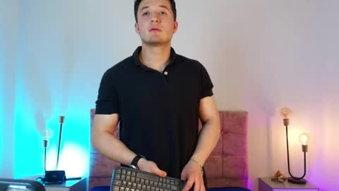 ethanconnor_ online show from May 27, 4:20 pm