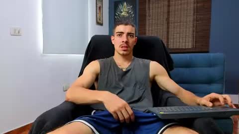 ethangreey1 online show from August 16, 5:50 pm
