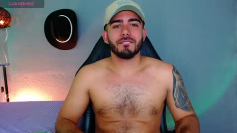 Ethan online show from July 29, 11:23 pm