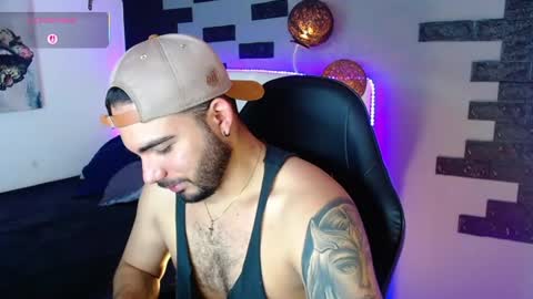Ethan online show from August 9, 8:54 pm
