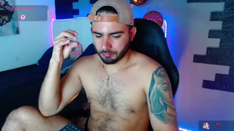 Ethan online show from August 9, 10:00 pm