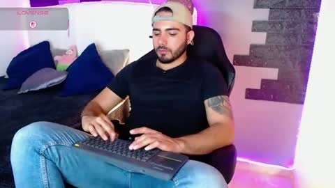 Ethan online show from August 11, 8:44 pm