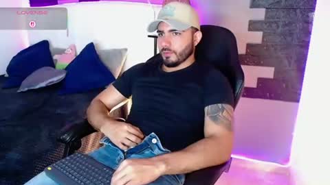 Ethan online show from August 11, 9:50 pm