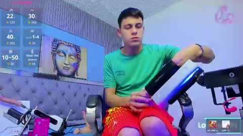 ethanx18 online show from August 8, 8:25 am