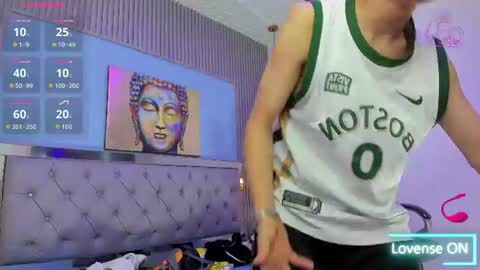 ethanx18 online show from August 11, 4:25 am