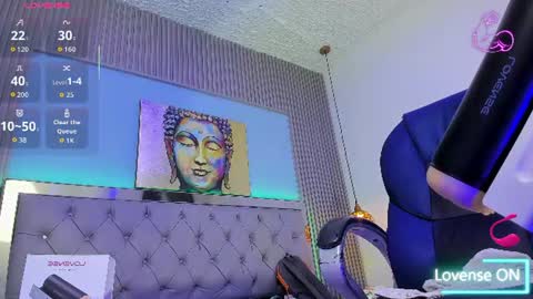 ethanx18 online show from August 15, 10:30 am