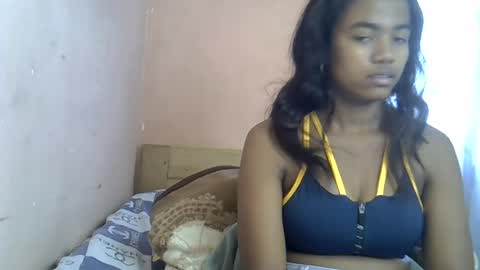 Dinah online show from August 11, 7:43 am