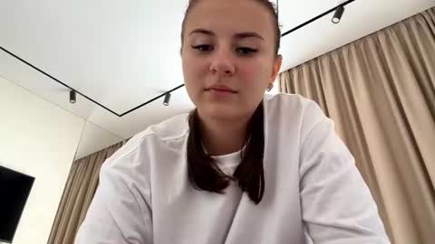 Mila online show from August 10, 11:11 am