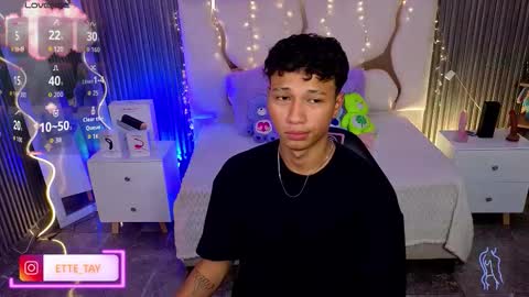 ette online show from March 21, 12:36 am