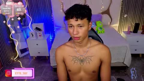 ette online show from March 21, 1:42 am