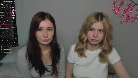 Veronica Tiia Kate  from left to right online show from July 18, 2:56 am