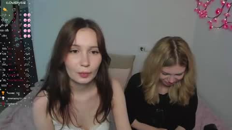 Veronica Tiia Kate  from left to right online show from August 4, 6:38 pm