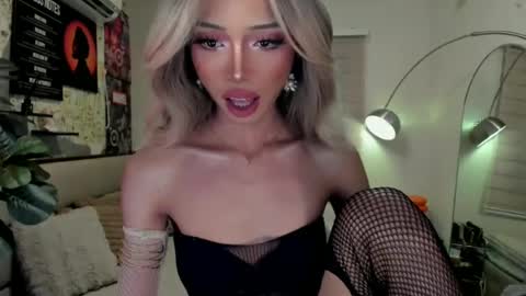 euphoric_goddess online show from August 6, 6:29 pm