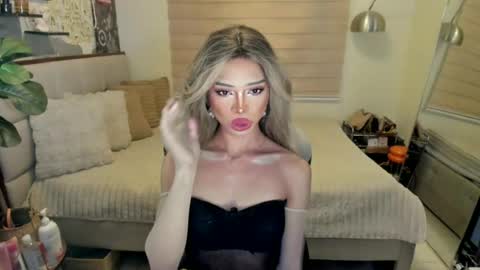 euphoric_goddess online show from August 17, 4:50 am