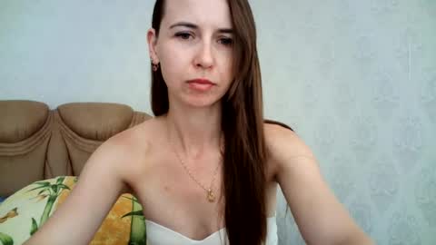 eva00186 online show from August 3, 10:33 am