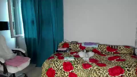 eva online show from July 6, 12:52 pm