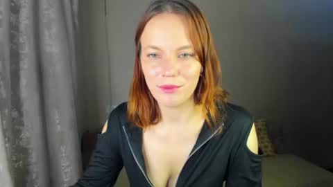 eva_aaaa online show from August 2, 5:20 pm