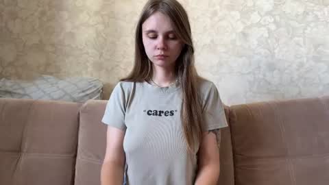 Eva Calvin online show from August 13, 7:00 am