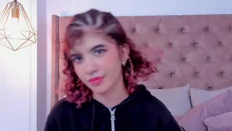 Eva  online show from August 8, 2:11 am