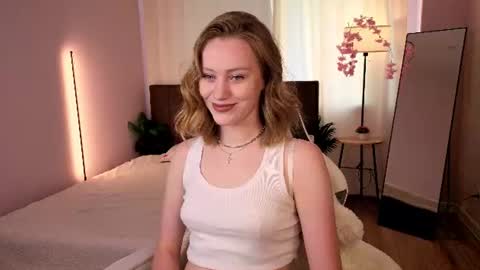 eva hamilton online show from August 2, 11:55 pm