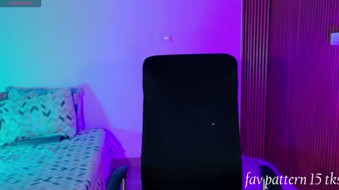 Eva  online show from August 10, 4:41 pm