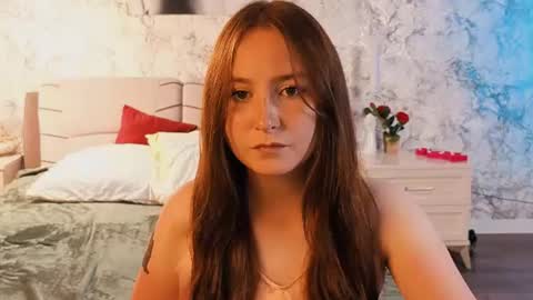 eva_howard online show from August 4, 11:18 am