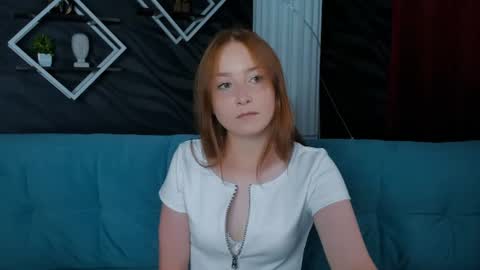eva_howard online show from August 13, 9:01 am