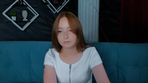 eva_howard online show from August 13, 10:07 am