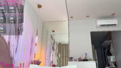 Hi guys  online show from August 9, 6:14 am