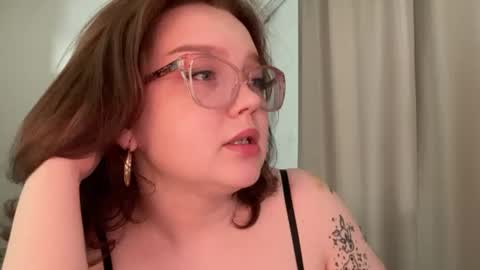 eva_kittenn online show from August 1, 3:18 pm