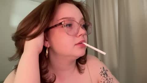 eva_kittenn online show from August 5, 3:43 pm