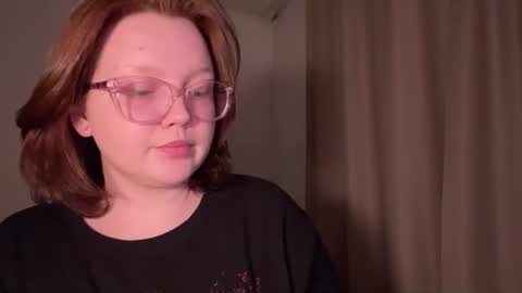 eva_kittenn online show from August 8, 9:37 pm
