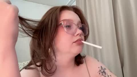 eva_kittenn online show from August 9, 1:56 pm