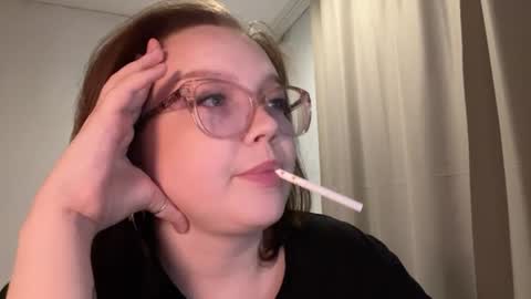eva_kittenn online show from August 11, 1:13 pm