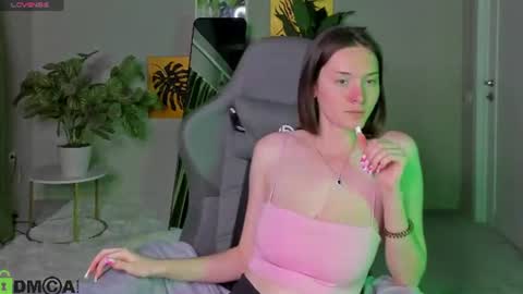 Eva online show from August 10, 12:50 pm