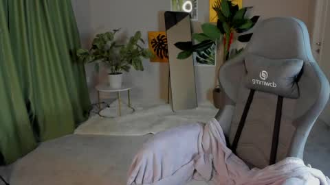 Eva online show from August 14, 6:39 am