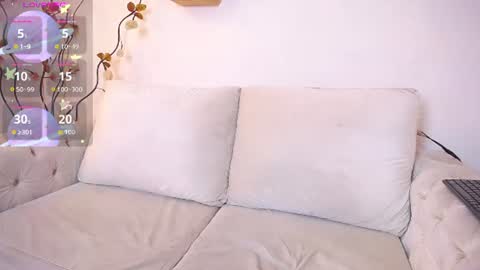 eva_lopez19 online show from August 3, 3:52 pm