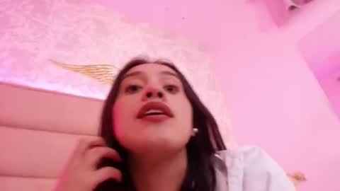eva_lopez19 online show from August 10, 5:36 pm
