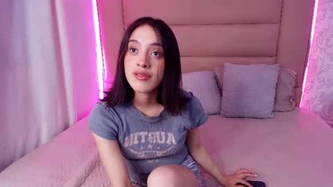eva_lopez19 online show from August 14, 12:42 pm