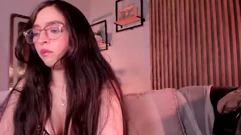  Eva Macalliter online show from August 2, 5:03 am