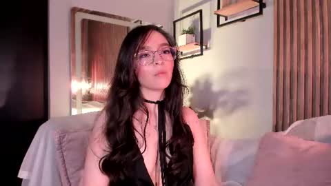  Eva Macalliter online show from August 7, 9:09 am