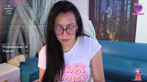 Eva  online show from August 8, 3:34 pm