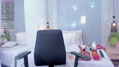 eva_milfxxx online show from August 11, 6:48 am